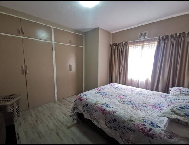 2 BEDROOM APARTMENT FOR SALE IN MEYERTON CENTRAL